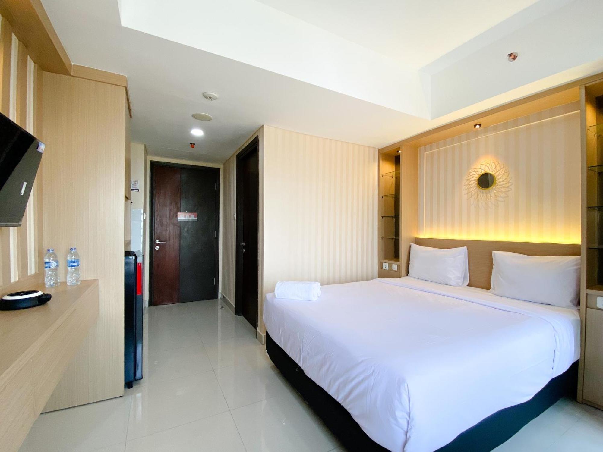 Cozy And Best Deal Studio At Pollux Chadstone Apartment By Travelio Cikarang Buitenkant foto